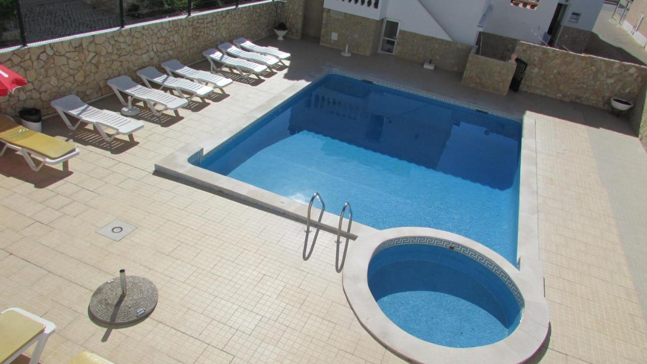 Apartamento - 2 A 4 Pessoas- Piscina Apartamento Olhos de Agua  Exterior foto